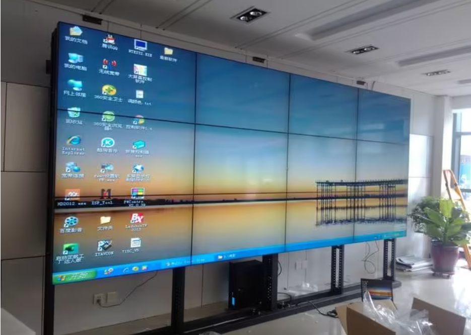 拼接屏如何选？LCD？OLED？